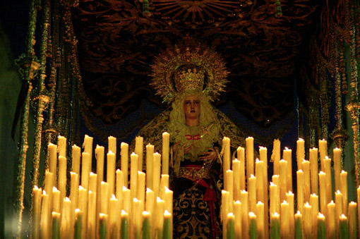 Statue of the Virgin Mary in Spain (© Owen Franken/CORBIS).