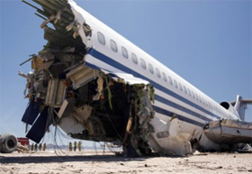 The 727 broke apart when it crashed in the desert.