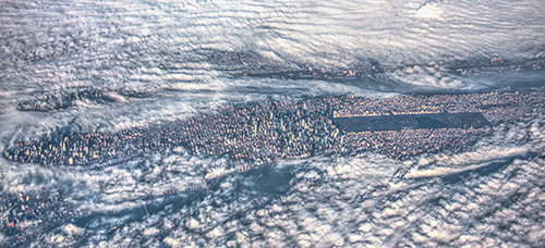 Manhattan viewed from the DC to Boston shuttle (© Forrest Milder).