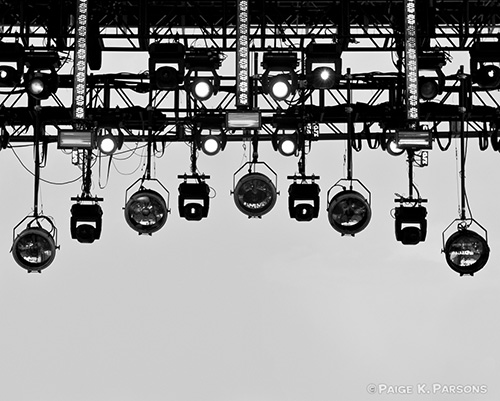 Stage lighting at Sasquatch 2011, Gorge Amphitheatre, WA (© Paige Parsons).
