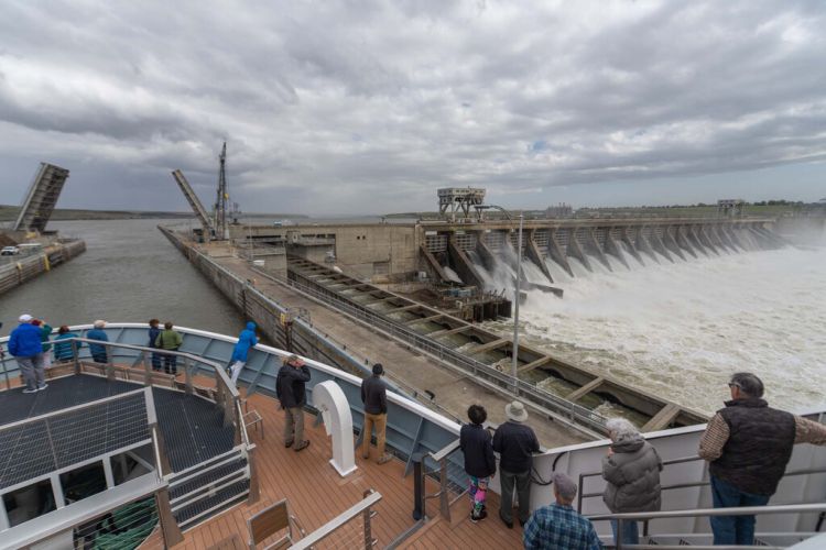 McNary Lock and Dam