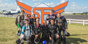 Nine MIT alumni jumped from a plane and formed a T for Tech 
