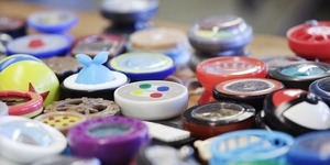 Assortment of yo-yos 