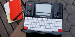 Freewrite digital typewriter 